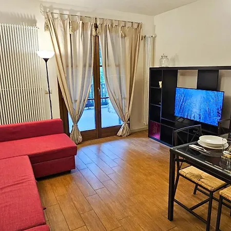 Bilocale Nel Con Terrazzo - Val Di Luce Apartamento